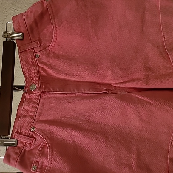 Shorts - Picture 8 of 10